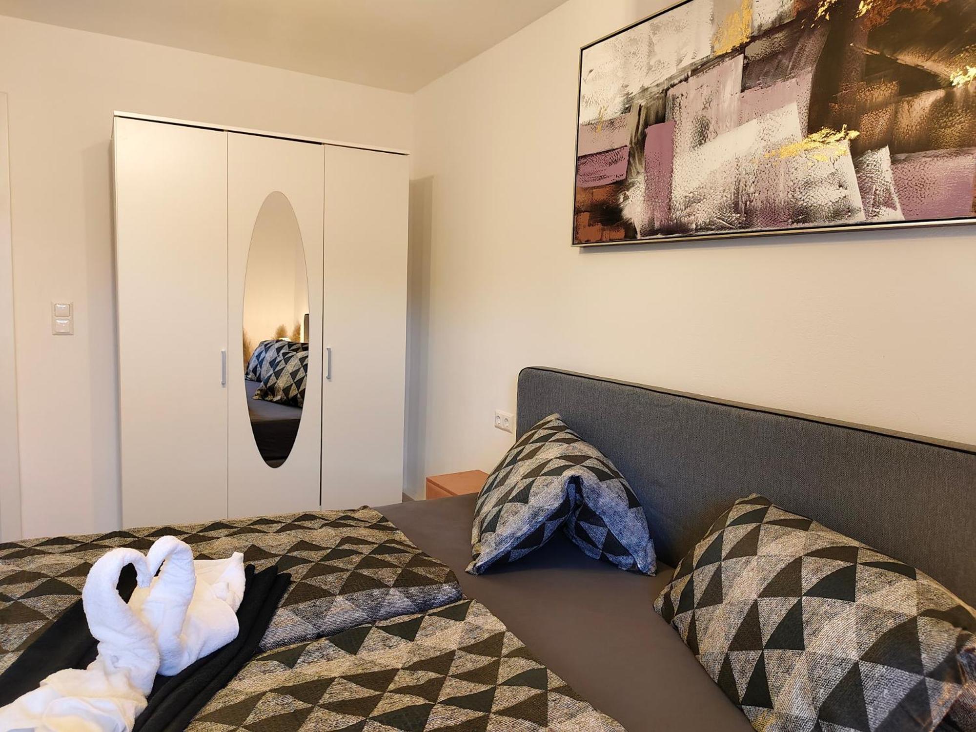 Artista Apartment