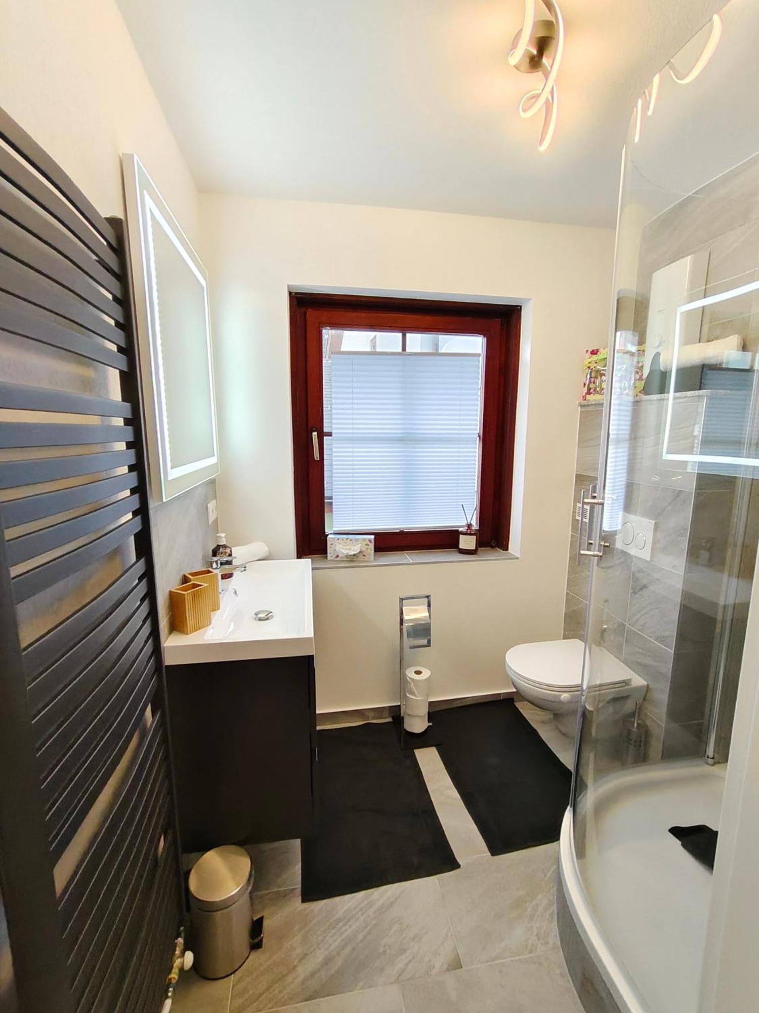 Artista Apartment *